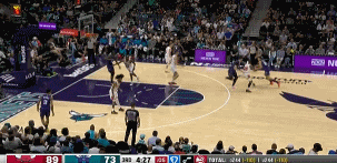 DB电子官网不容易！努尔基奇内外开花连得5分 拿到18分创黄蜂生涯新高