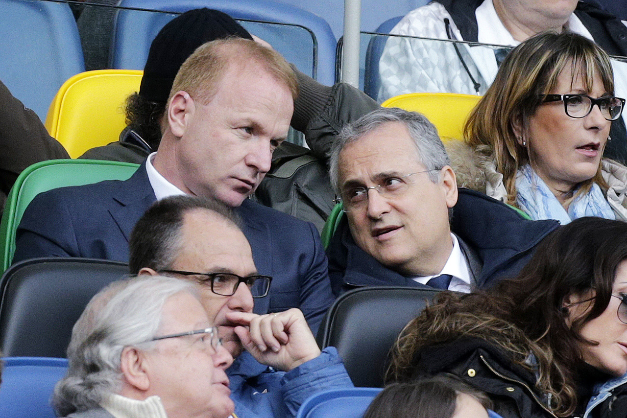 DB真人旗舰隆戈：塔雷下午抵达AC米兰基地，很快官宣其担任新任体育总监