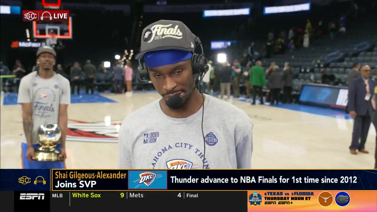 DB官网在线登录入口亚历山大接受采访&杰伦威在后面抱着奖杯嘚瑟 SGA：走开啦😅！